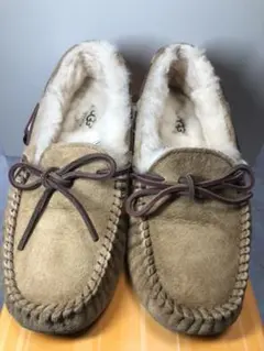 UGG モカシン ダコタ