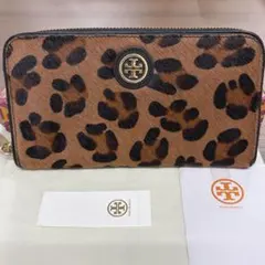 Tory Burch☆ Perry Applique Zip Wallet - メルカリ