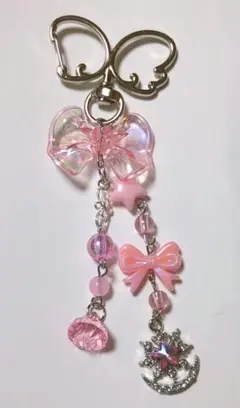 アクリルビーズキーホルダー ピンクのリボン