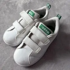 アディダス　スニーカー