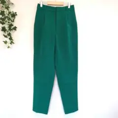 GU　ストレッチテーパードパンツ　Mサイズ　グリーン
