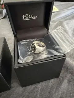 CALEE キャリー ブラックカラーストーンシルバーリング 18号 - メルカリ