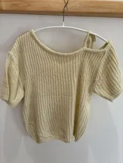 半袖ニットアンバランスリボン付き　韓国トップス