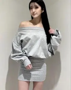 GYDA ドッキングオフショルスウェットワンピース