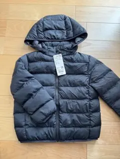 【新品未使用】ユニクロ　ライトウォームパデットパーカ（110cm）