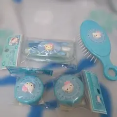 ハローキティ トラベルキティ　 ヘアブラシ　歯ブラシ　クリームケース 5点セット
