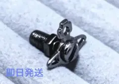 ヴィヴィアンウエストウッドシングルピアス　ガンメタル　39612のキャッチ