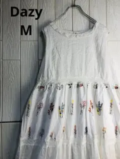 Dazy 刺繍入りホワイトノースリーブワンピース　118cm長さ　Mサイズ