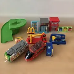 トミカ　プラレール　ハッピーセット