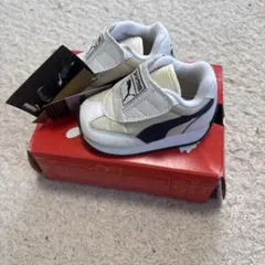 Puma ベビーシューズ 新品タグ付き