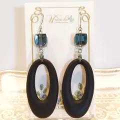 【送料込】大きめパーツとガラスカットビーズのピアス（イヤリング変更は+50円）