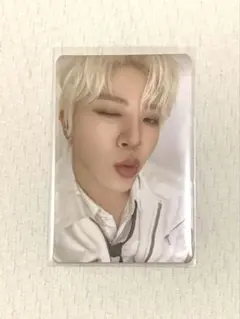 TREASURE ジョンファン POPUP 10000円 トレカ