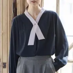 ハニーズ　現行品　ブラウス　ボウタイ　ネイビー　グラシア