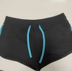 【gu　Sports】ブラック　短パン　М