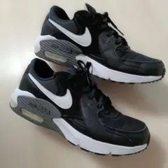 美品　NIKE ナイキ 26.5cm スニーカー エアマックスエクシー　ブラック