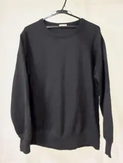 【GU】黒のクルーネック裏起毛トレーナー