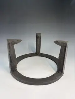 新品未使用品　鉄製 五徳3点セット 大中小 囲炉裏 茶道具 古民具 蓋置 新品未使用品 鉄製 五徳3点セット 大中小 囲炉裏 茶道具 古民具 蓋置
