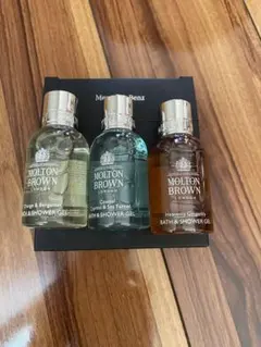 メルセデス　ベンツ　モルトンブラウンノベルティ