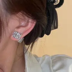 Item thumbnail for item cfceaaef-f63b-48ec-b346-d775b71f2921