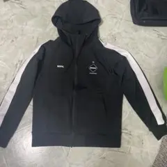 F.C.Real Bristol ブリストル　ジップパーカーのサムネイル