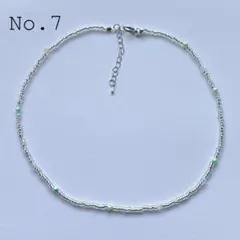 ビーズ　ネックレス　クリア　グリーン　シルバー　シンプル