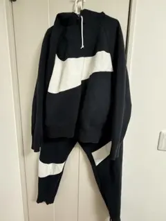 Item thumbnail for item 28aa8e1a-3de4-46c5-b4b3-66ef09325702