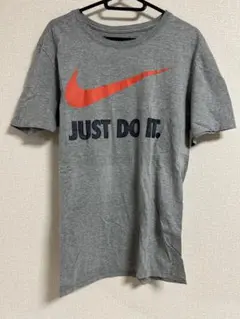 Nike グレー Tシャツ Mサイズ