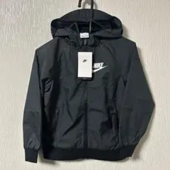NIKE　ナイキ　ウィンドブレーカー　ブラック　130　新品　黒