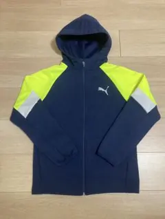 PUMAパーカー