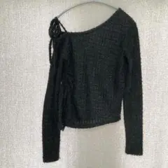 美品✦Dazy オフショルダーシャギーニットセーター M 黒ブラック リボン