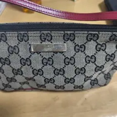 GUCCI GGパターン ポーチ