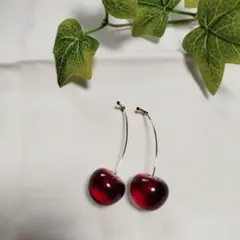 未使用 ハンドメイド さくらんぼ チェリー ピアス レッド 赤