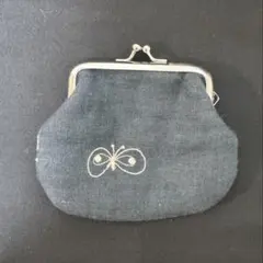 ミナペルホネン　ハンドメイド　がま口　財布　 ダークグレー 蝶の刺繍 がま口