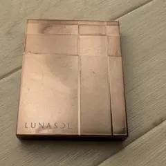 LUNASOL アイシャドウ