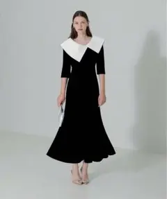 美品 LEJA アシンメトリービッグカラーベロアマーメイドワンピースドレス（S）のサムネイル