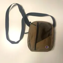 【美品】チャンピオン　サコッシュ　ショルダーバッグ　ブラウン　メッシュポケット付