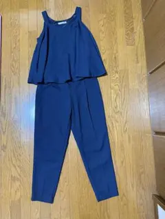 ネイビー フレアトップス＆スリムパンツセットアップ