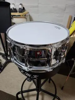 Item thumbnail for item cfd5f2b7-d983-40e5-b50d-d7eb3df4af77