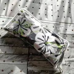 Item thumbnail for item ab3e1f4a-64ea-438e-b4e8-3953d3cf7417