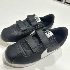 美品　Nike 黒/白 スニーカー ベルクロ　22㎝