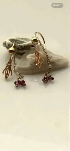 美品　agete 花モチーフ k10ゴールドピアス＆天然石チャームのセット⭐︎