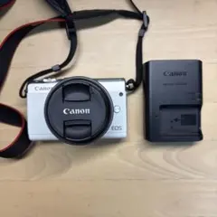 即決可]電池パック2つ付き Canon EOS M200 本体 レンズキット - メルカリ