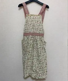 花柄　エプロン　スタジオクリップ　かわいいのサムネイル