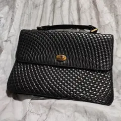 BALLY キルティング レザー バッグ ブラック 本革 ゴールド金具