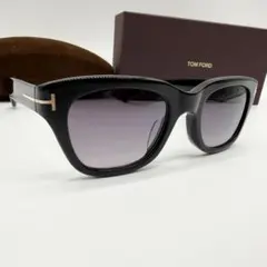未使用級】TOM FORD サングラス TF876-D 黒 - メルカリ