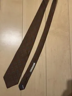 アクアスキュータム ネクタイ