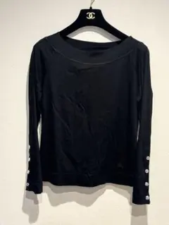 BURBERRY ブラック 長袖 トップス 2