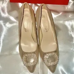 ORiental TRaffic パールバックルパンプス 40 ゴールド 結婚式のサムネイル