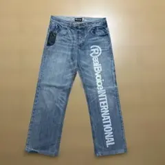RealBvoiceリアルビーボイス　デニムパンツ34インチのサムネイル