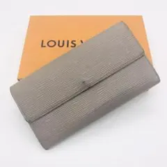 ルイヴィトン　エピ　ポシェット　ポルトモネクレディ　長財布　ライラックのサムネイル